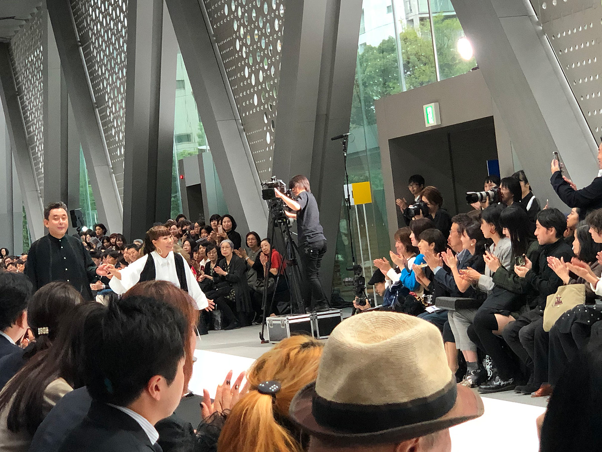 コシノヒロコ ファッションショー